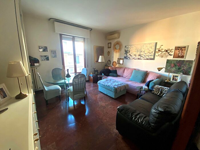 Appartamento trilocale in vendita in Via Bologna H, Prato