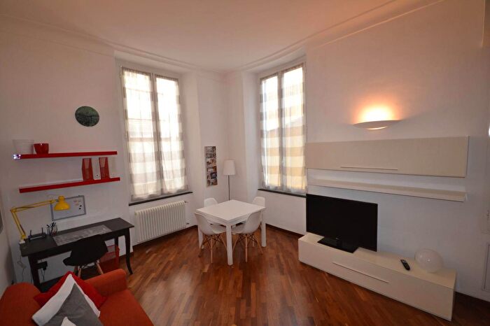Appartamento trilocale in affitto in Via di San Bernardo, Genova