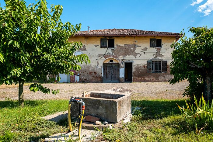Casa con 20 locali in vendita in Via Passo Pioppe, Castel Maggiore
