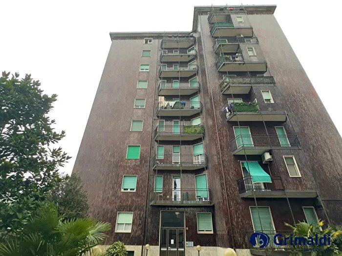 Appartamento bilocale in vendita in Via Palestro, Inveruno