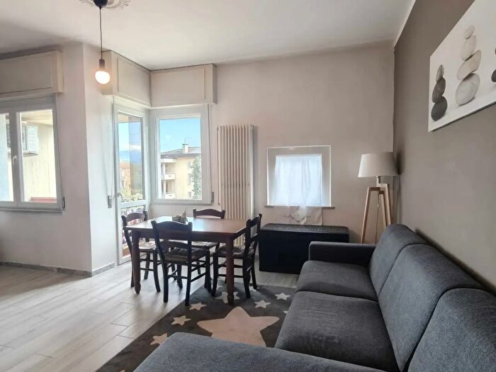 Appartamento con 5 locali in vendita in Tresana