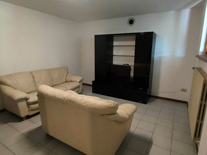 Casa quadrilocale in affitto in VIA IGEA, Stadio La Fiorita, Cesena