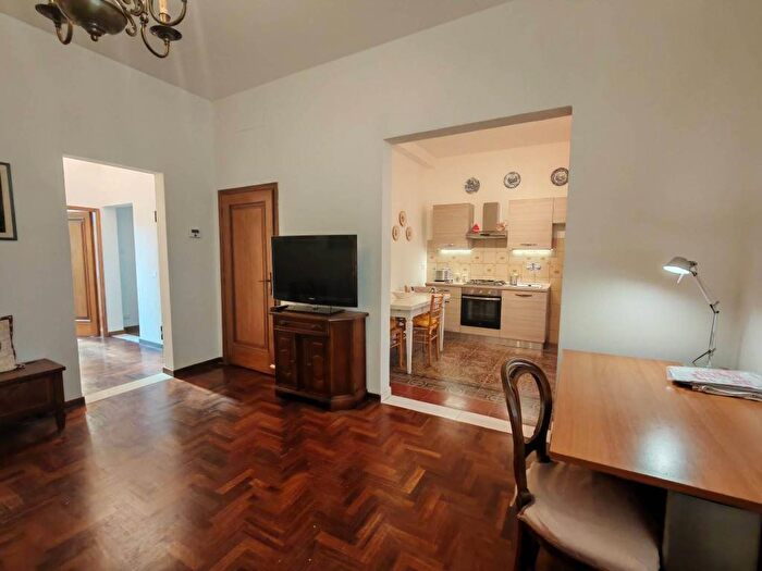 Appartamento trilocale in affitto in Via della Palancola, Le Cure, Firenze