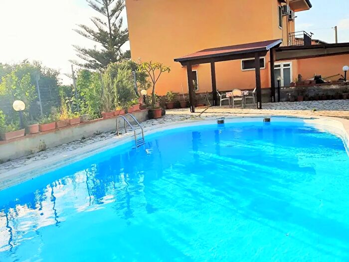 Casa con 6 locali in vendita in Contrada Cicala, Partinico