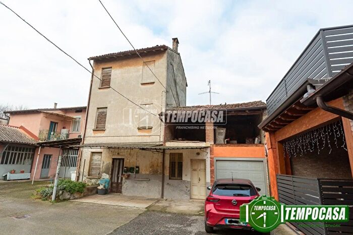 Casa trilocale in vendita in Via Brescia, Crema