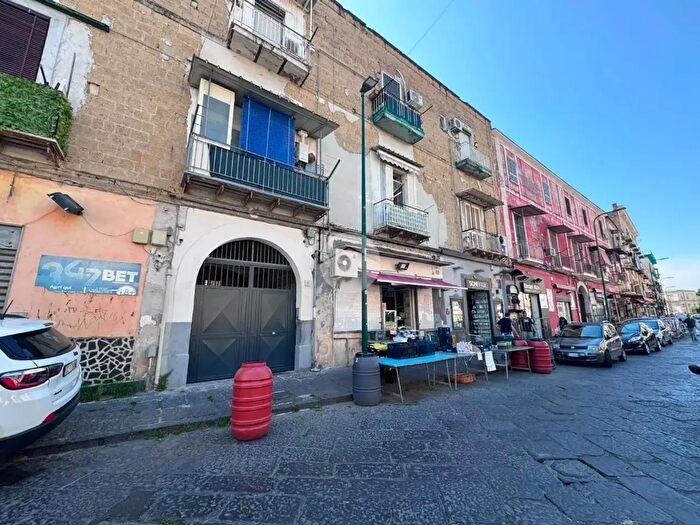Appartamento monolocale in affitto in Via Cassano, Napoli