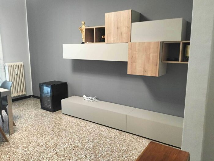 Appartamento trilocale in affitto in Urago Mella, Brescia
