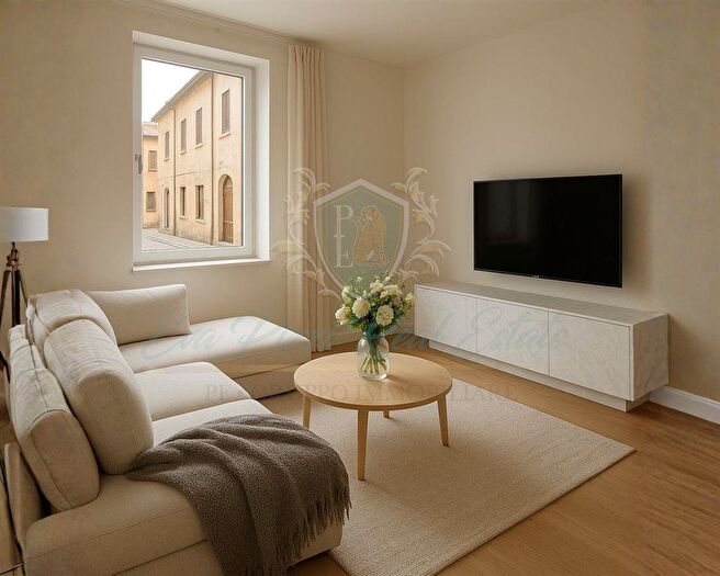 Appartamento quadrilocale in vendita in Via XX Settembre, Lodi