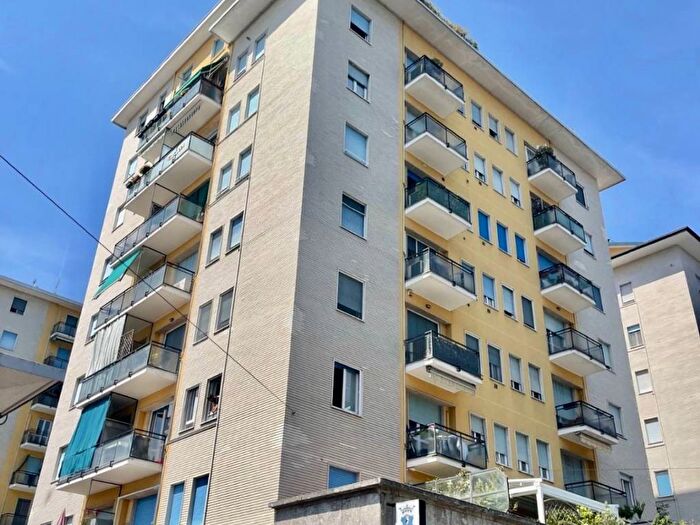 Appartamento bilocale in affitto in Via Tito Livio, Lodi Brenta, Milano