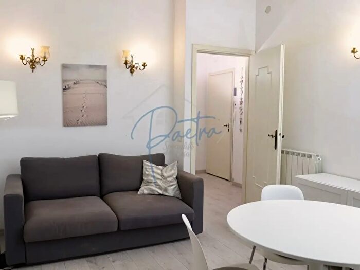 Appartamento trilocale in vendita in Massa