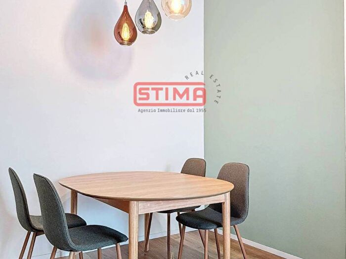 Appartamento quadrilocale in affitto in Viale Luzzatti, Treviso