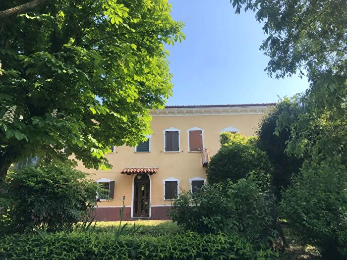 Casa quadrilocale in vendita in Via Vallescura, Conzano