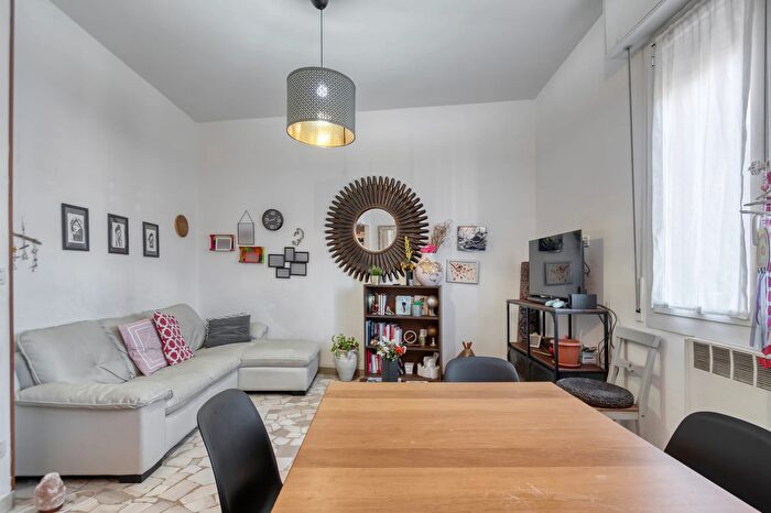 Appartamento trilocale in vendita in Via Arno, Bologna