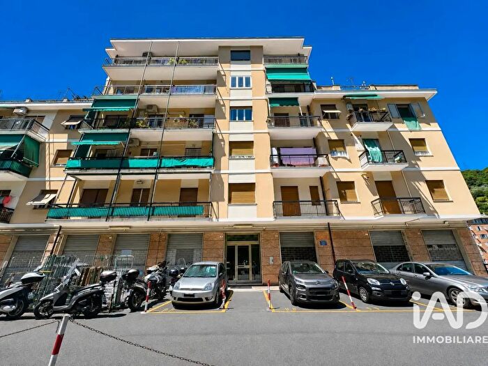 Appartamento con 8 locali in vendita in Via Tanini, Genova