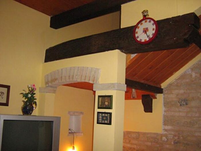 Appartamento quadrilocale in vendita in Via Maccarata, Santa Maria Nuova