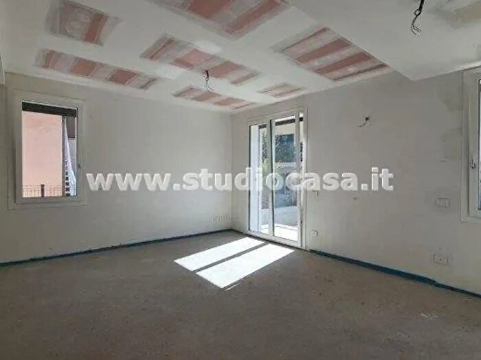 Casa quadrilocale in vendita in Via degli Umiliati, Caravaggio