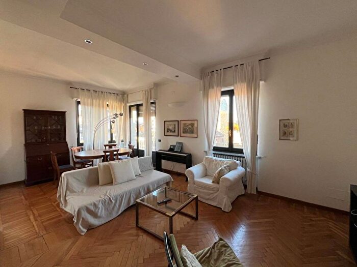 Appartamento quadrilocale in affitto in Via Valeggio, Crocetta, Torino