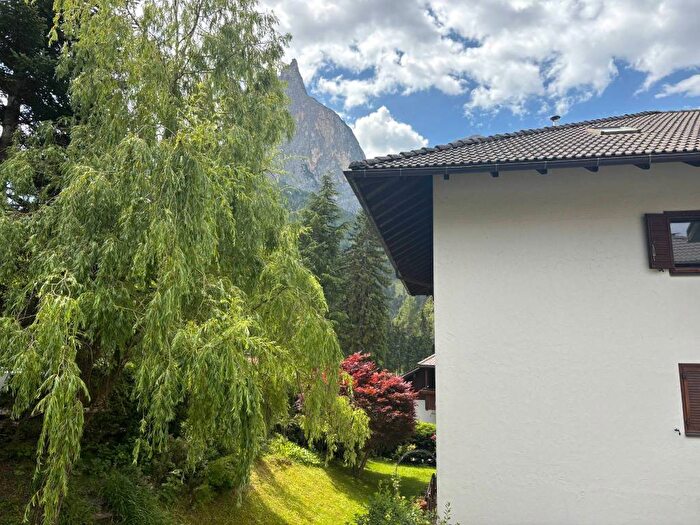 Appartamento trilocale in affitto in Via Max Valier, Siusi, Castelrotto