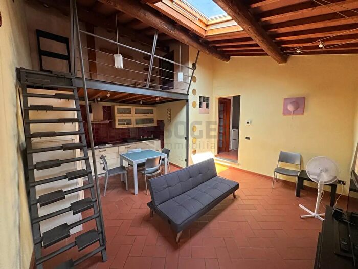 Appartamento trilocale in affitto in Via Rinuccino, Castelfranco Piandiscò