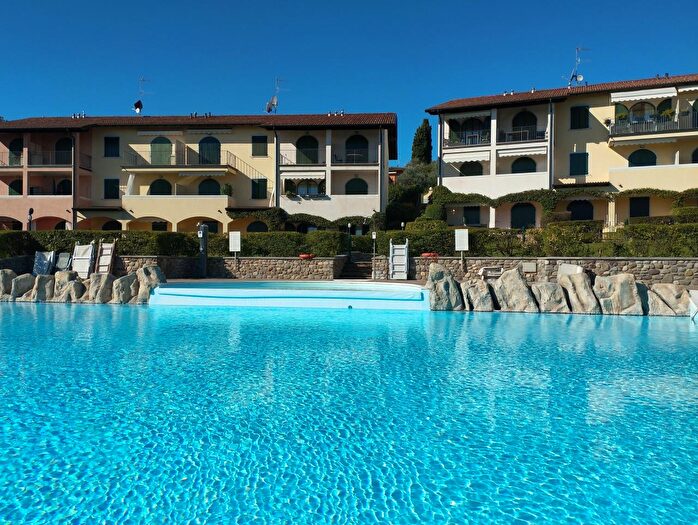 Appartamento bilocale in vendita in Via Don Francesco Mercanti, Polpenazze