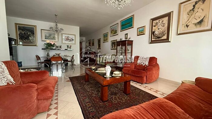 Appartamento quadrilocale in vendita in Via Antonio Segni, Oristano