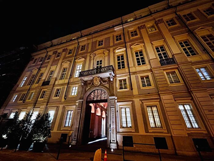 Appartamento quadrilocale in vendita in Via Vittorio Alfieri Torino, Torino