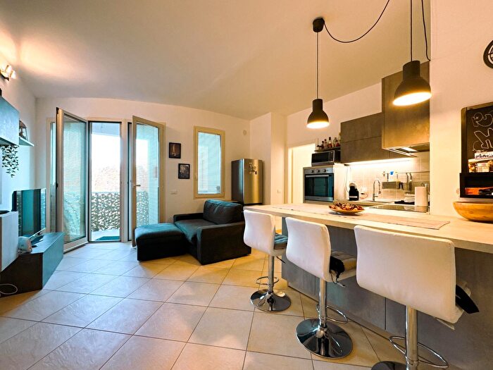 Appartamento trilocale in vendita in Pisa