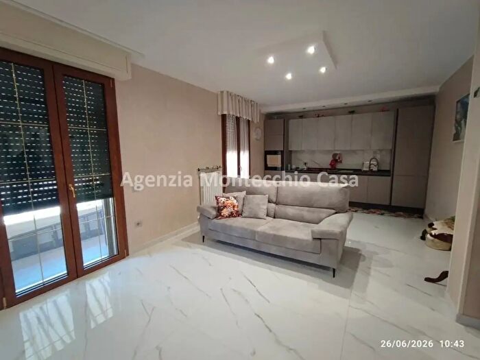 Appartamento quadrilocale in vendita in Via Firenze, Vallefoglia