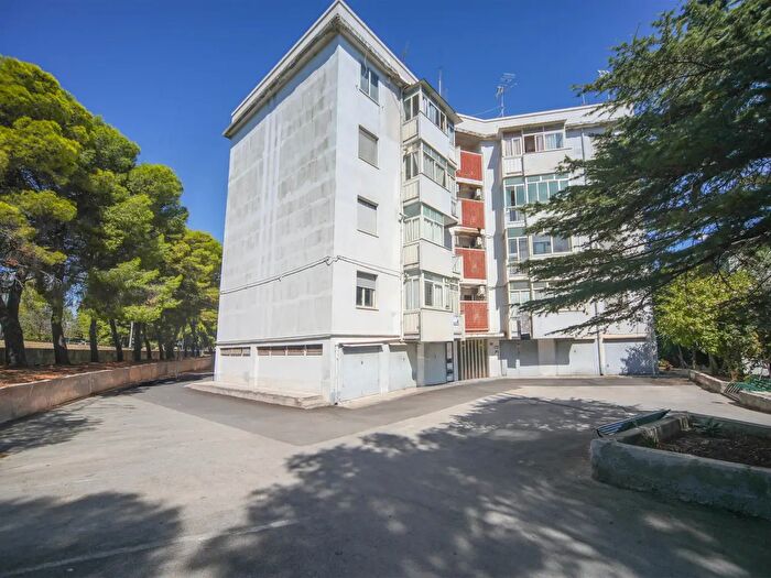Appartamento con 5 locali in vendita in Via Luigi Pirandello, Priolo Gargallo