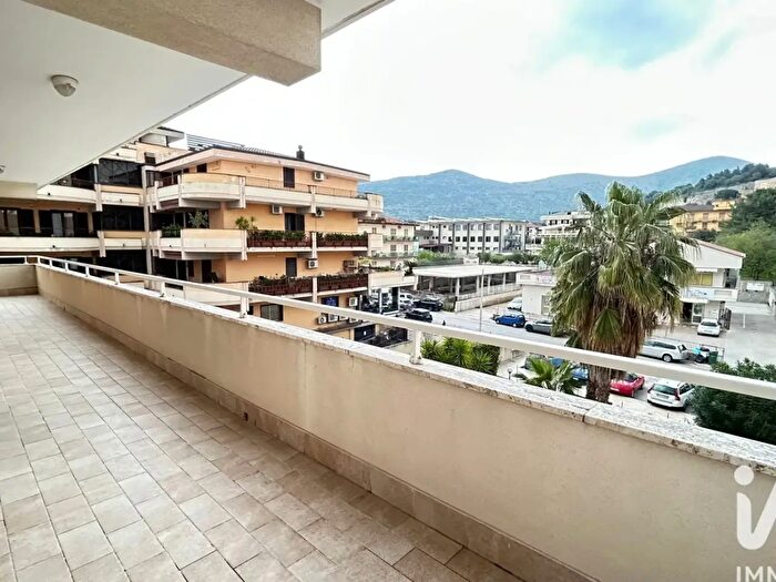 Appartamento quadrilocale in vendita in Via Francesco Marchesiello, Caserta