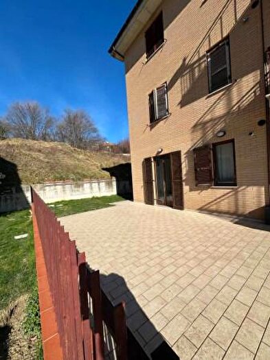 Appartamento quadrilocale in vendita in Via Giacomo Puccini, Sarnano