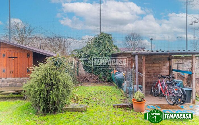 Case in Vendita e in Affitto - 3