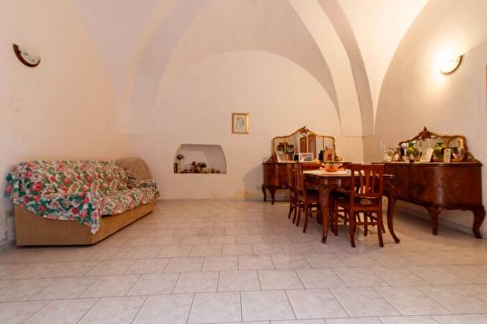 Appartamento trilocale in vendita in Via Barrella, Lucera