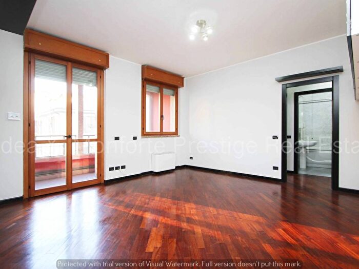 Appartamento bilocale in affitto in Via Edmondo De Amicis, Corso Genova, Milano