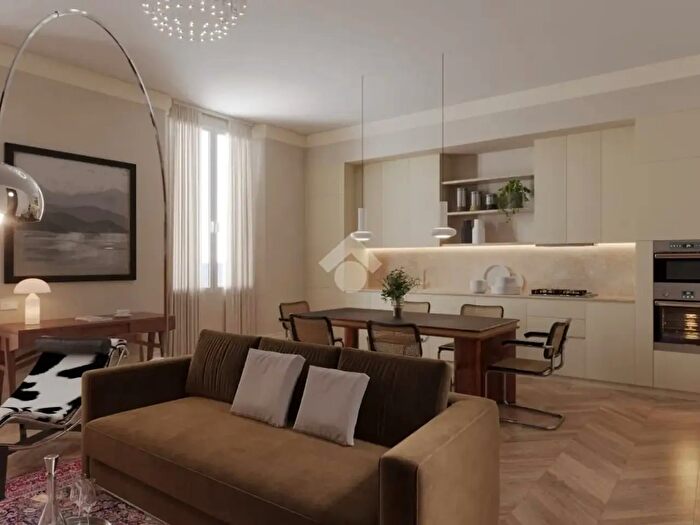 Appartamento trilocale in vendita in Via Alberto Sordi, Parma