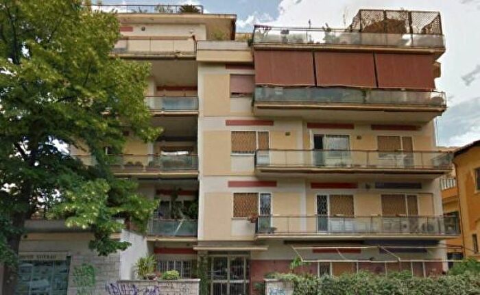 Appartamento con 5 locali in vendita in Cesena