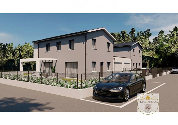 Casa quadrilocale in vendita in Via Bressane, Este