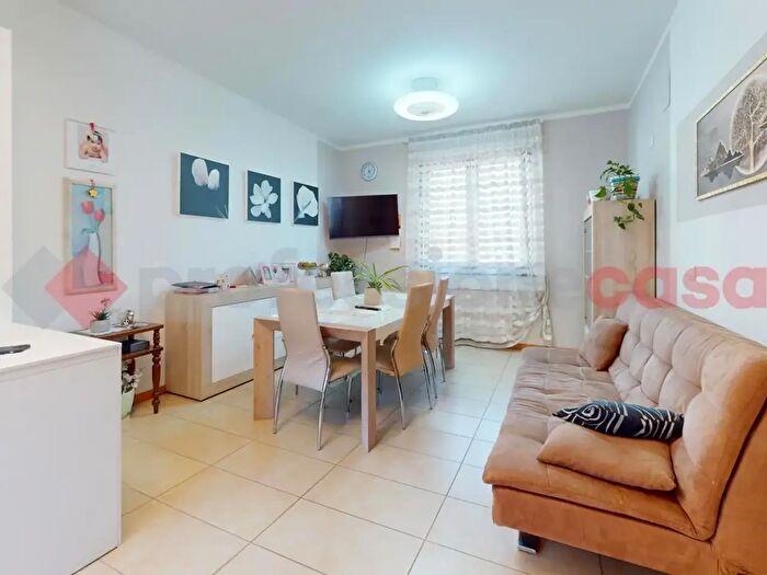 Appartamento trilocale in vendita in Via Francesco Castracani Ghivizzano Snc, Coreglia Antelminelli