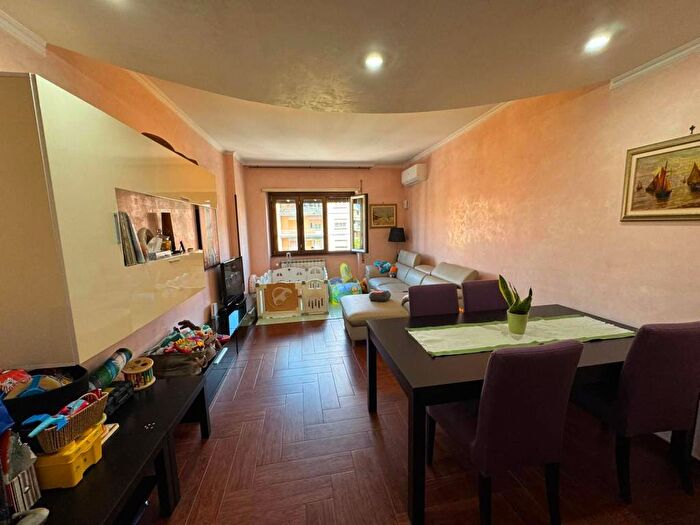 Appartamento trilocale in affitto in Via Renzo da Ceri, Pigneto, Roma