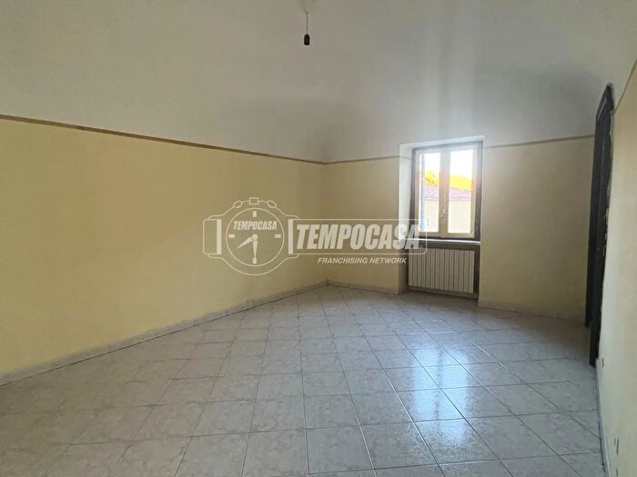 Appartamento bilocale in vendita in Via Umberto, Vigliano Biellese