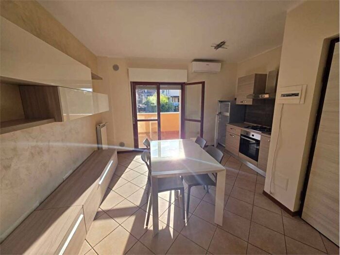 Appartamento con 5 locali in affitto in Cesure Valenza, Terni