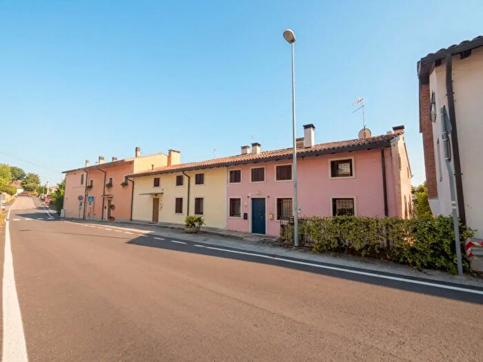 Appartamento quadrilocale in vendita in Via Pozzetto, Creazzo