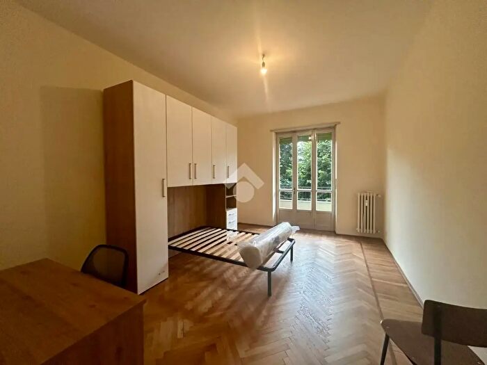 Appartamento trilocale in affitto in Viale Gramsci, Grugliasco