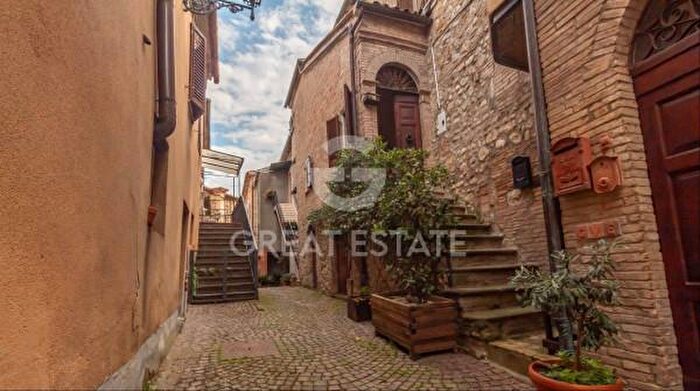 Appartamento con 6 locali in vendita in Castel Viscardo