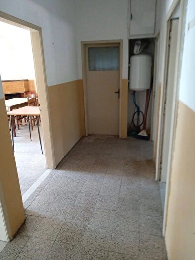 Appartamento con 6 locali in vendita in Via Marco Polo, Camporgiano