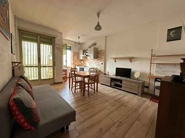 Appartamento bilocale in affitto in Via Parenzo, Torino