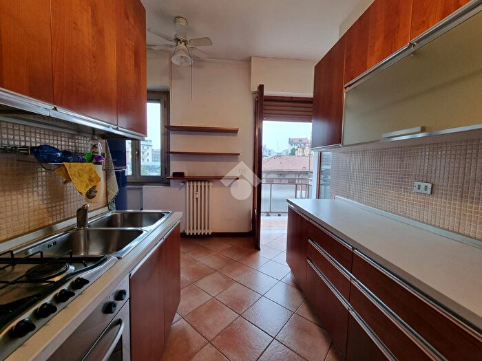 Appartamento bilocale in vendita in Via Sella Nuova, Milano