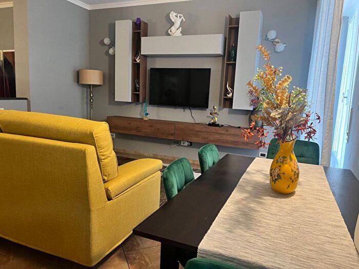 Appartamento trilocale in affitto in Via Dante Alighieri, Baragallo, Sanremo