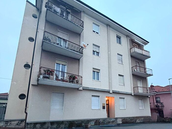 Appartamento quadrilocale in affitto in Via Canalassa, Centro, Verzuolo