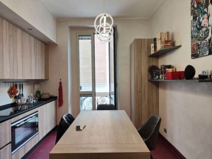 Appartamento bilocale in affitto in Isola, Milano